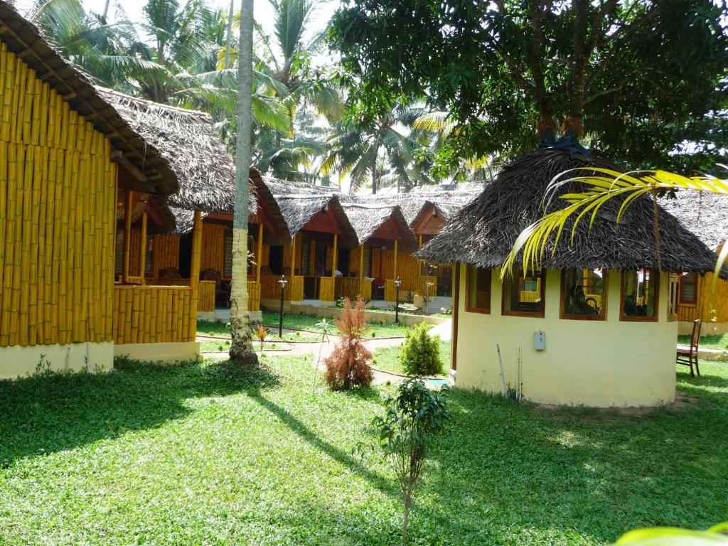 Savithri Inn Bamboo Cottages & Resorts Varkala Exterior foto